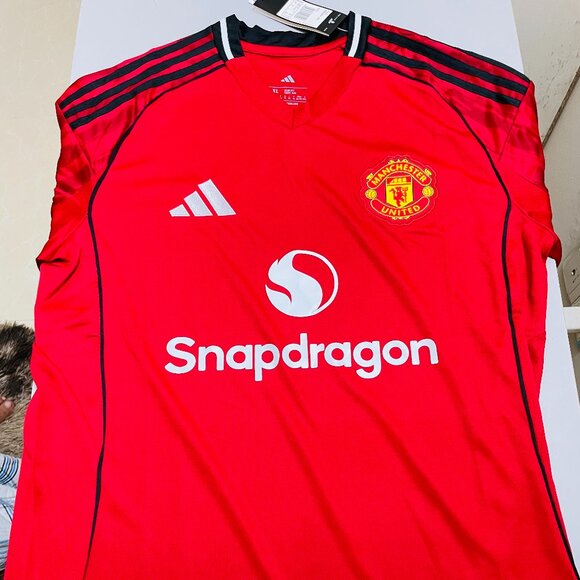 Men’s Manchester United 25/26 Home Jersey | Limited Time Sale | Man U Soccer Kit - Picture 1 of 9